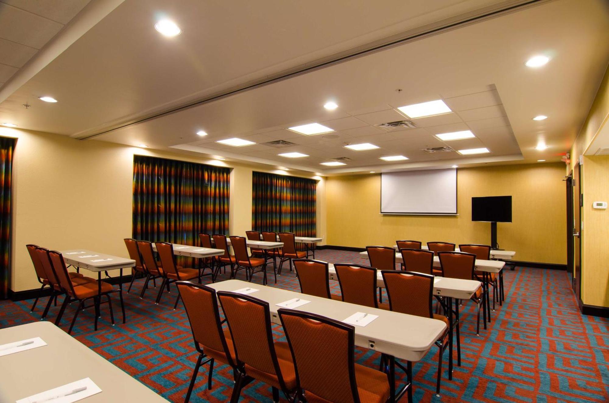 Hampton Inn & Suites Huntsville Eksteriør billede