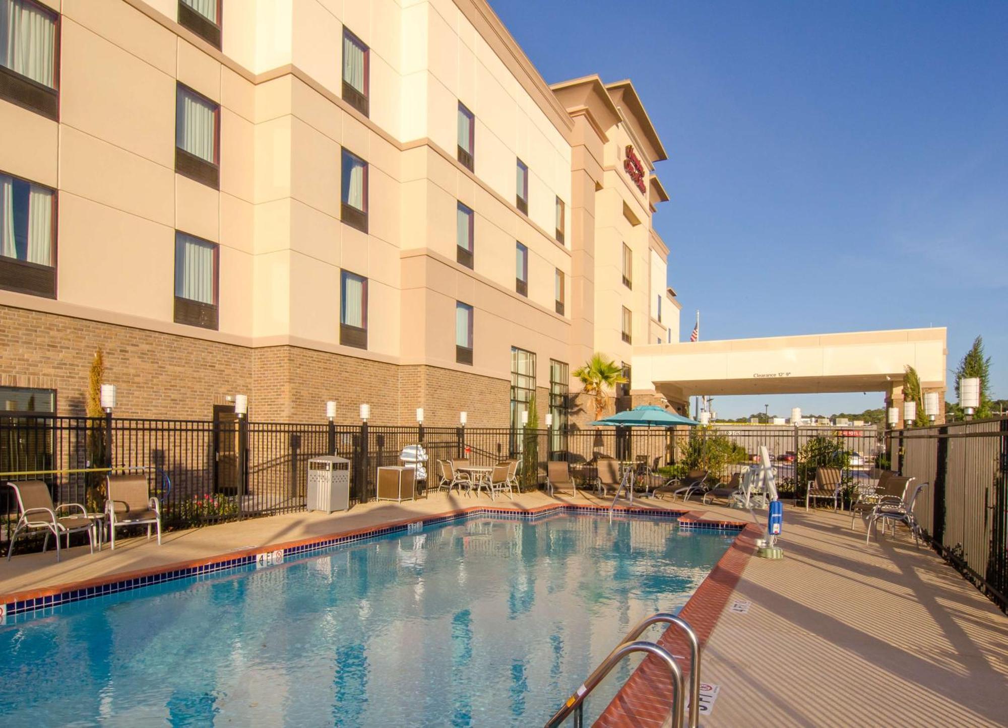 Hampton Inn & Suites Huntsville Eksteriør billede